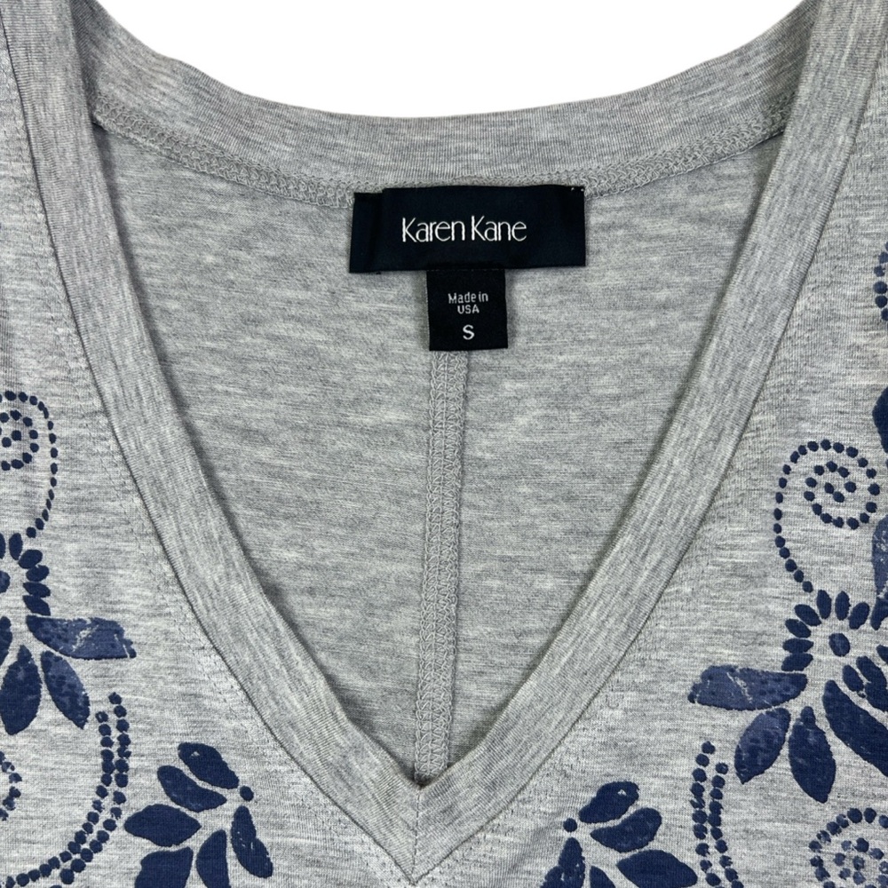 Karen Kane Dolman Sleeve Top Graphic V-Neck Design Relaxed Fit Gray Small - Picture 5 of 7